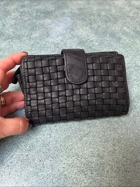 Kane Black Woven Leather Wallet